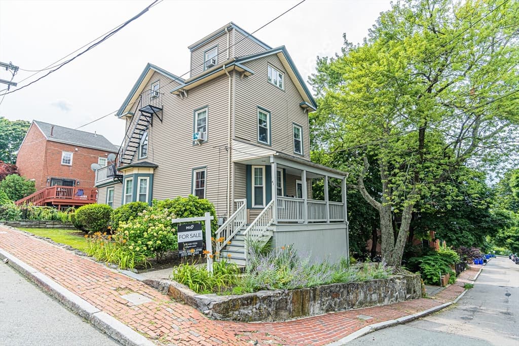 41 Highland Park Ave