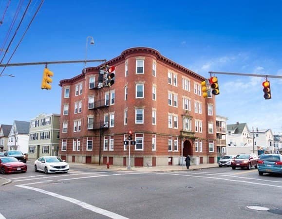 526 Western Ave
