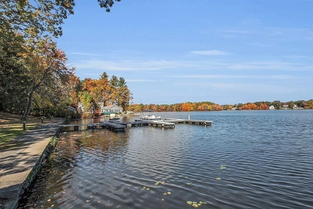 45 Pointe Rok Dr #45 photo 4