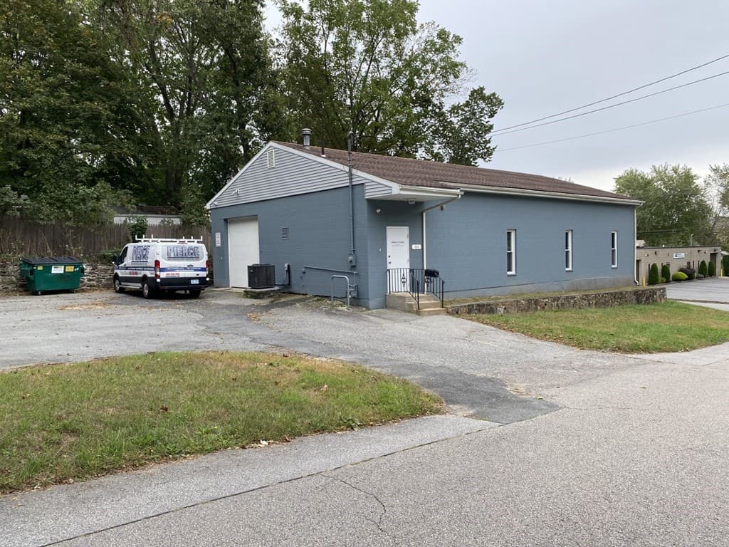 100 Central St