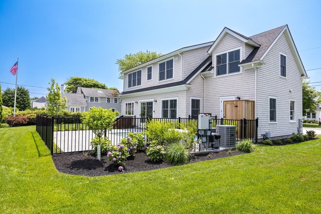 184 Barcliff Ave. photo 4