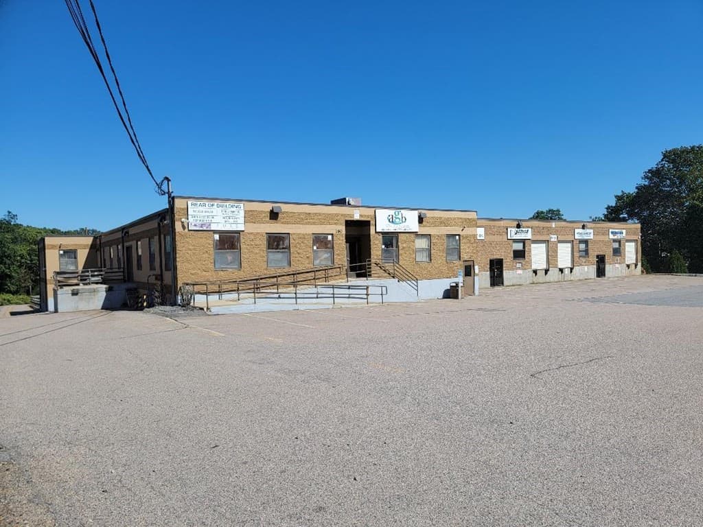 208 Milton Street photo 4