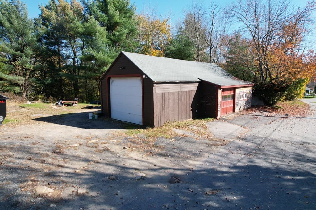 96 Old Elmdale Rd