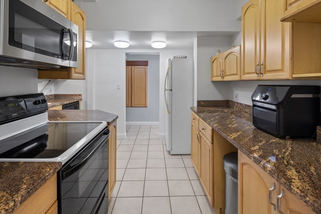 147 Babcock Street #147 photo 3