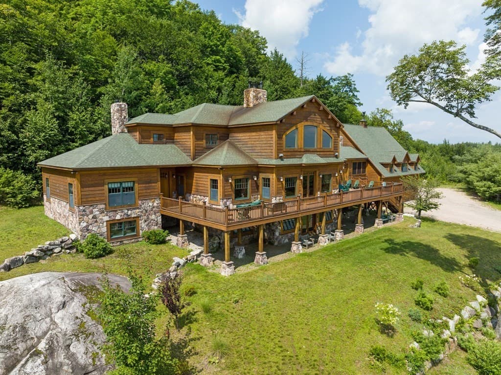 245 Ridge
