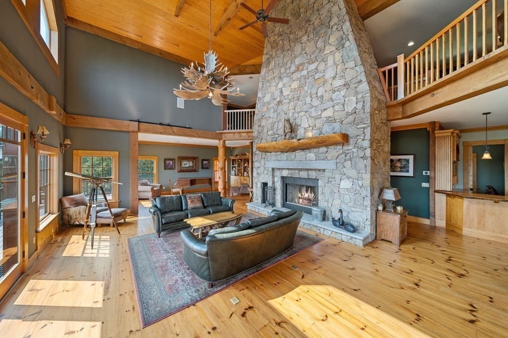 245 Ridge photo 5