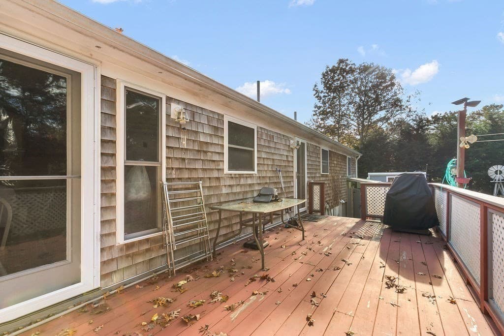 11 Arrowhead Dr photo 5