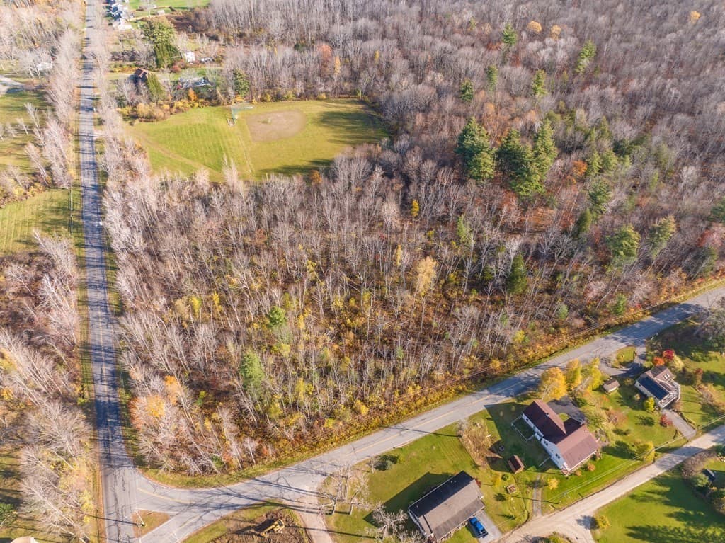 101 Michael's Rd photo 4