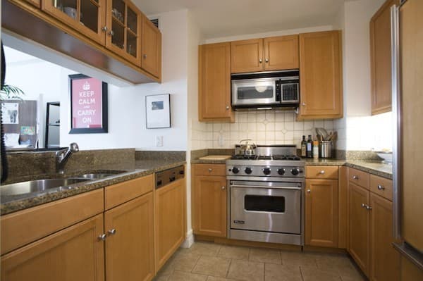 2 Avery Street #27A photo 2