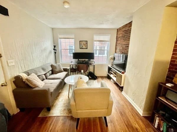 23 Harris St photo 3