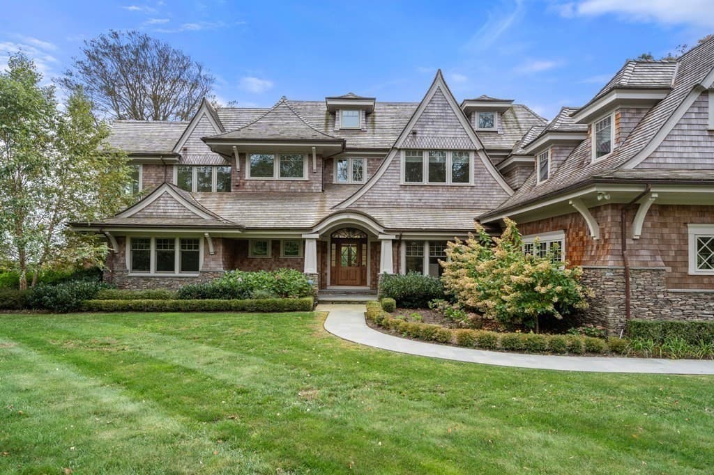 10 Ocean Lawn Ln photo 3