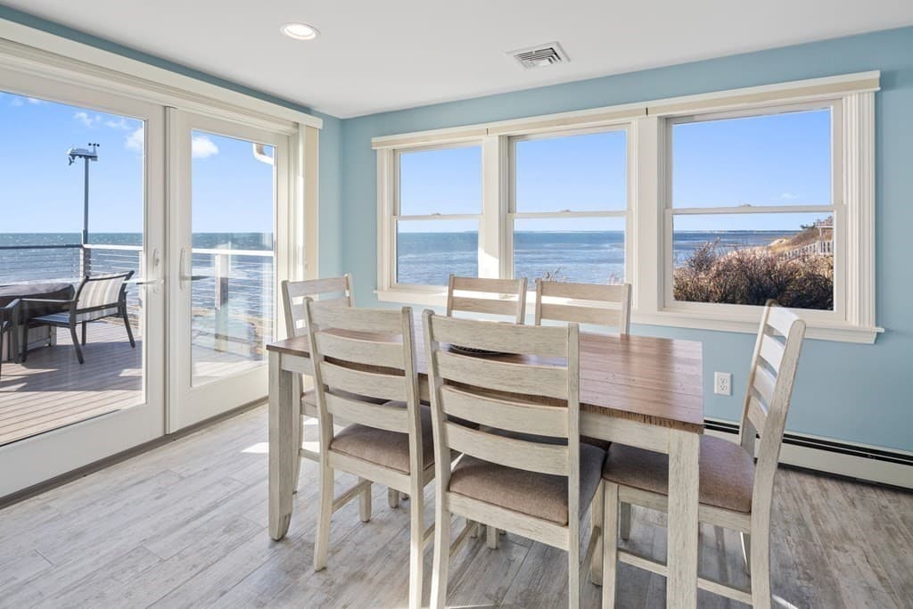 125 Bay Rd photo 4