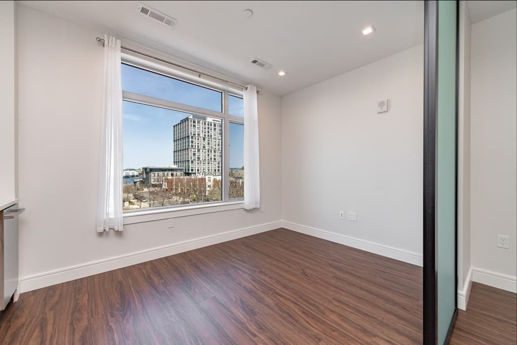 99 Sumner St #413 photo 3