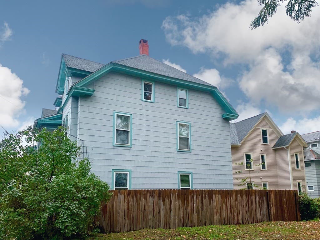 33-37 Eastern Ave