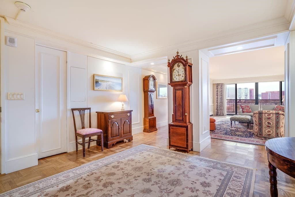 180 Beacon Street #8G photo 4