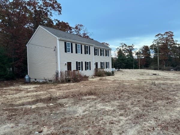 12-14 Braley Rd photo 2