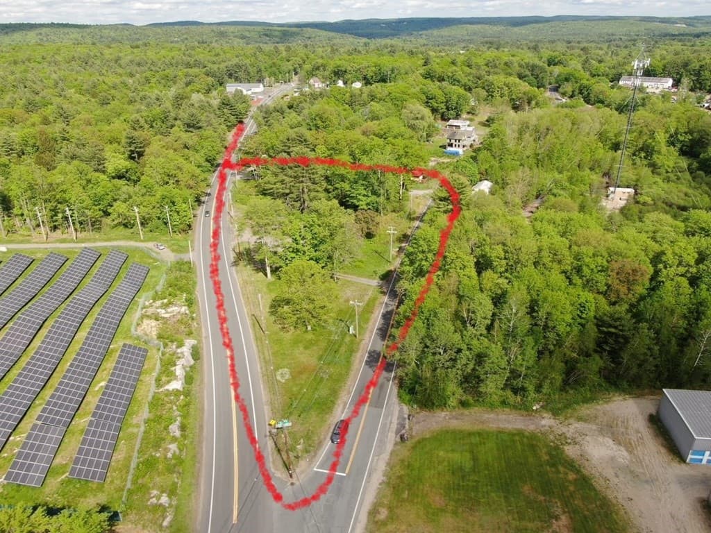8 New Athol Rd