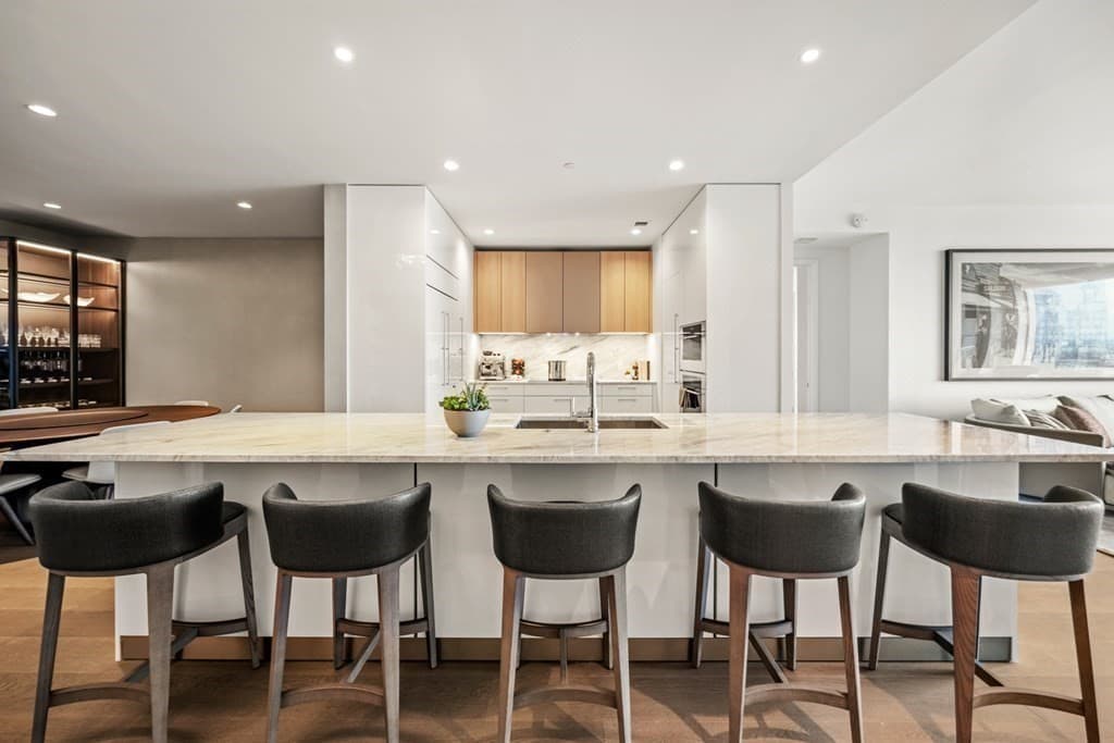 240 Devonshire Street #4802 photo 2