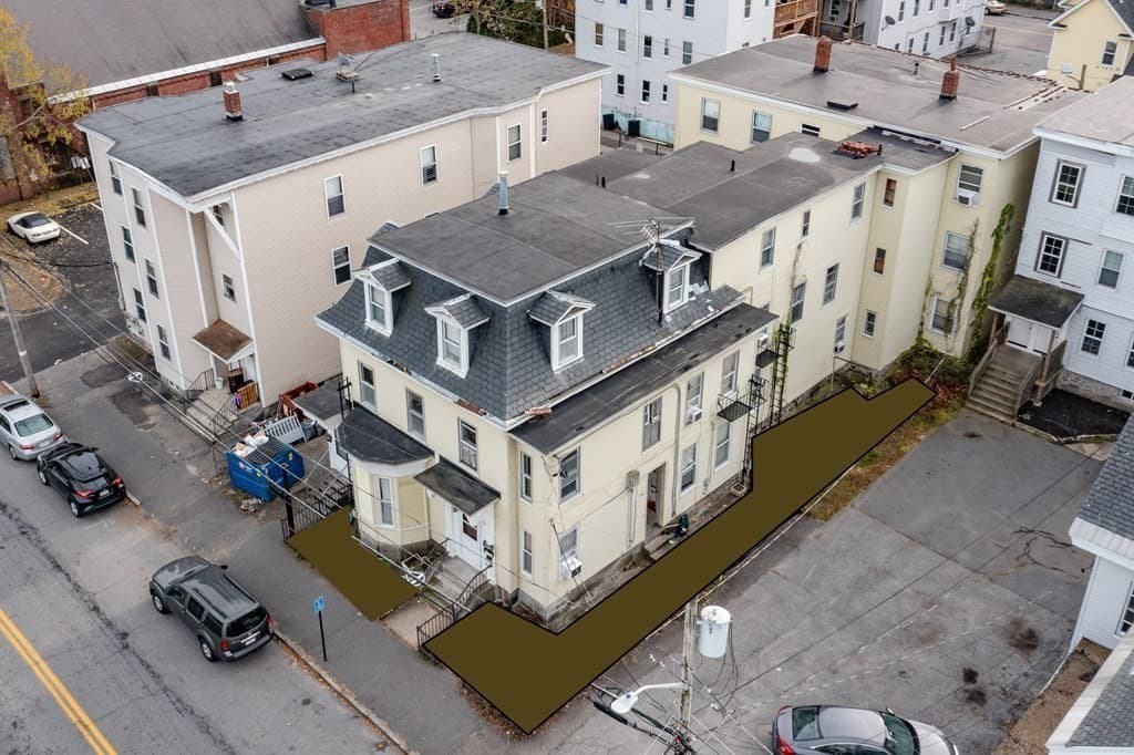 782-784 Merrimack St