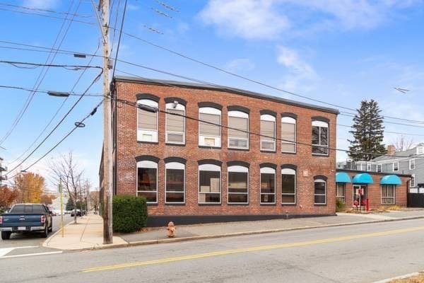 67 Maplewood St #116 photo 2