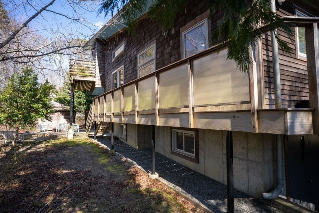 54 Cannahoot St photo 3