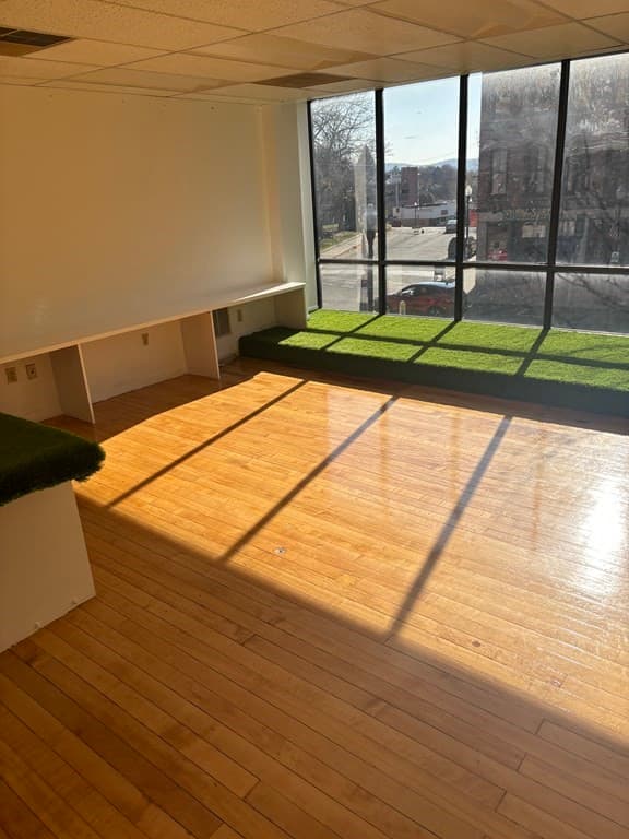 278 Main St #204 photo 2