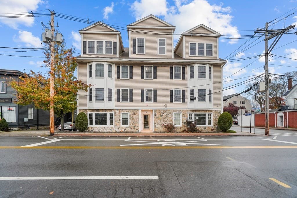 10 Porter St #C