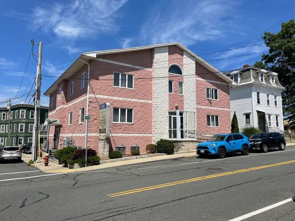 333 Front St #3