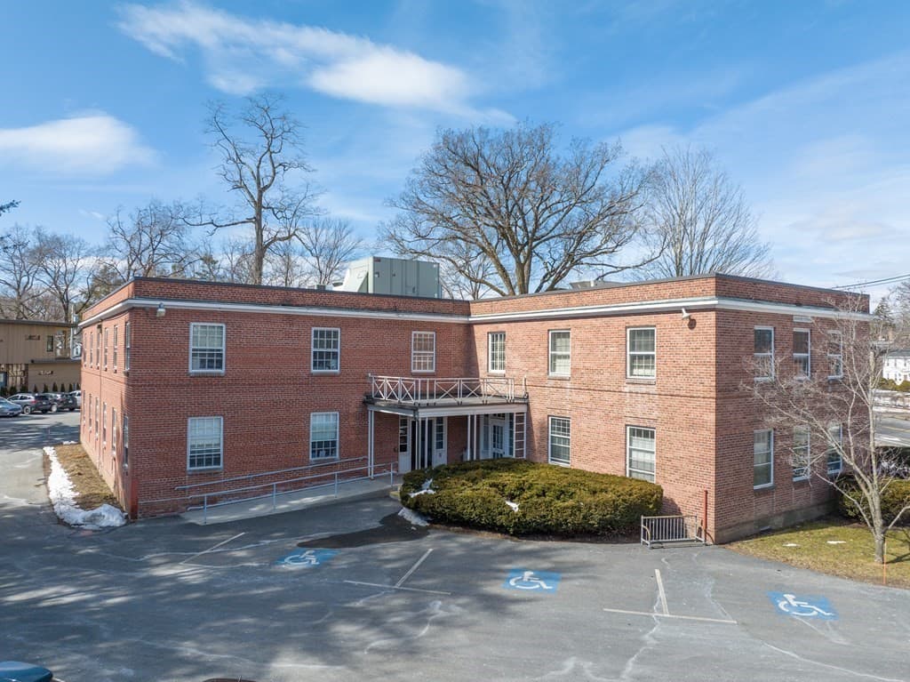 264 Elm St