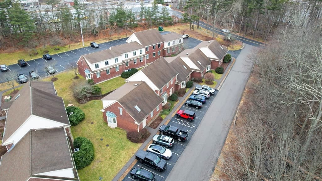 51 Mill St photo 2
