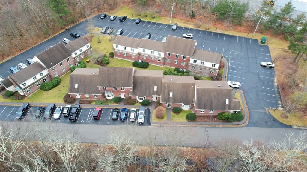 51 Mill St photo 3