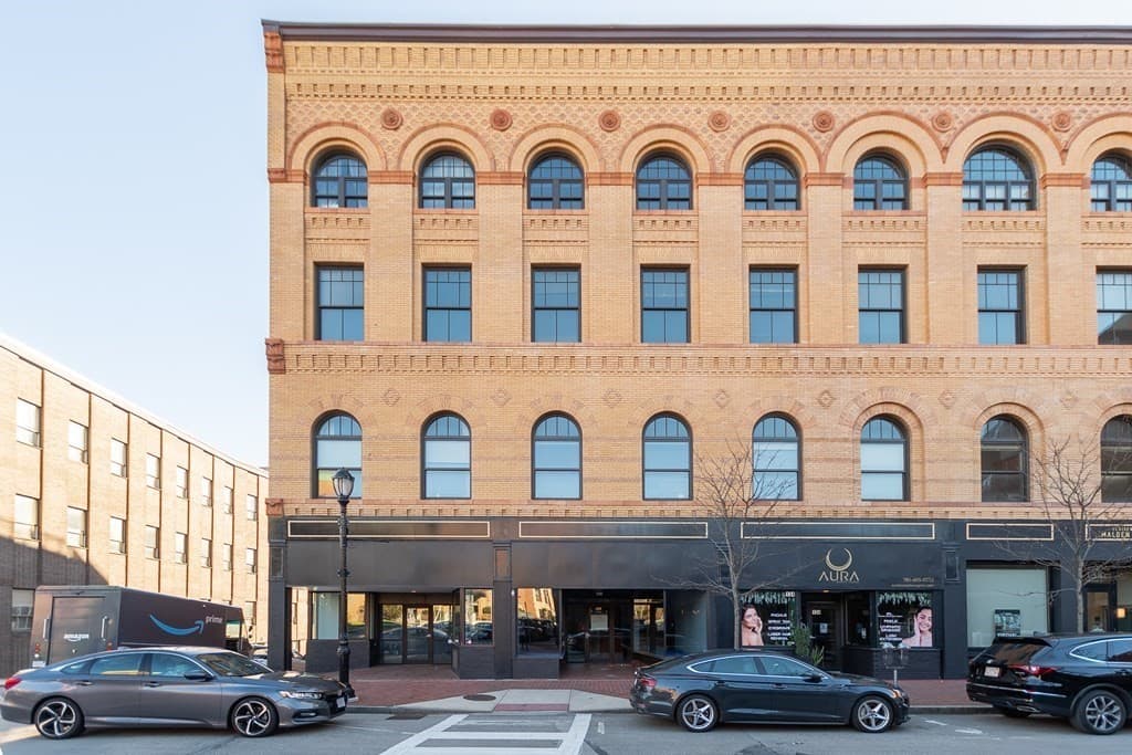 130 Pleasant Street #2 photo 2