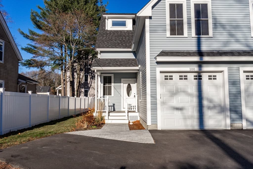 100 Kendall Avenue photo 3