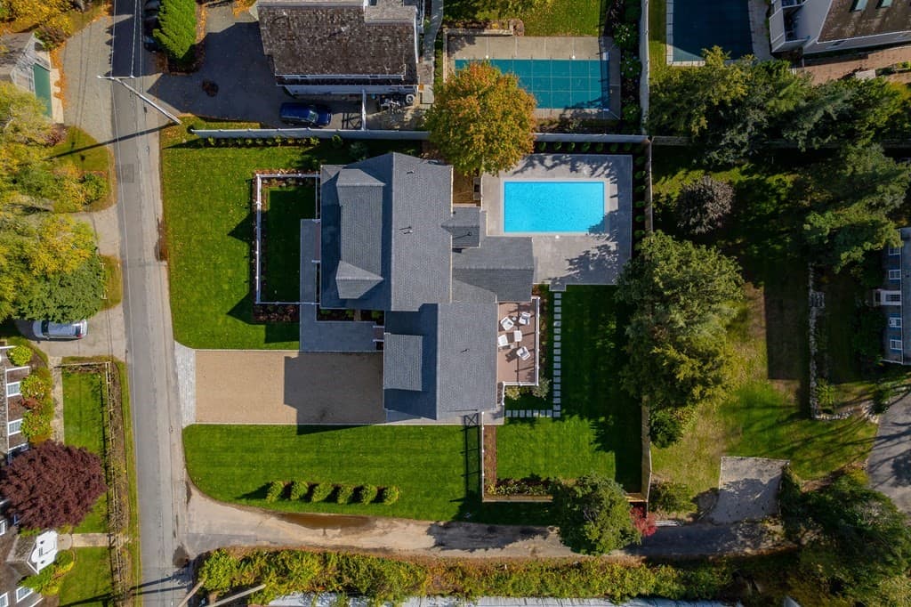 21 Cockachoiset Ln photo 2
