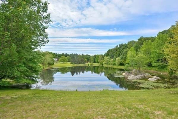 14 Fiske Pond Rd.