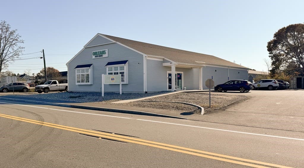 465 Main St photo 4