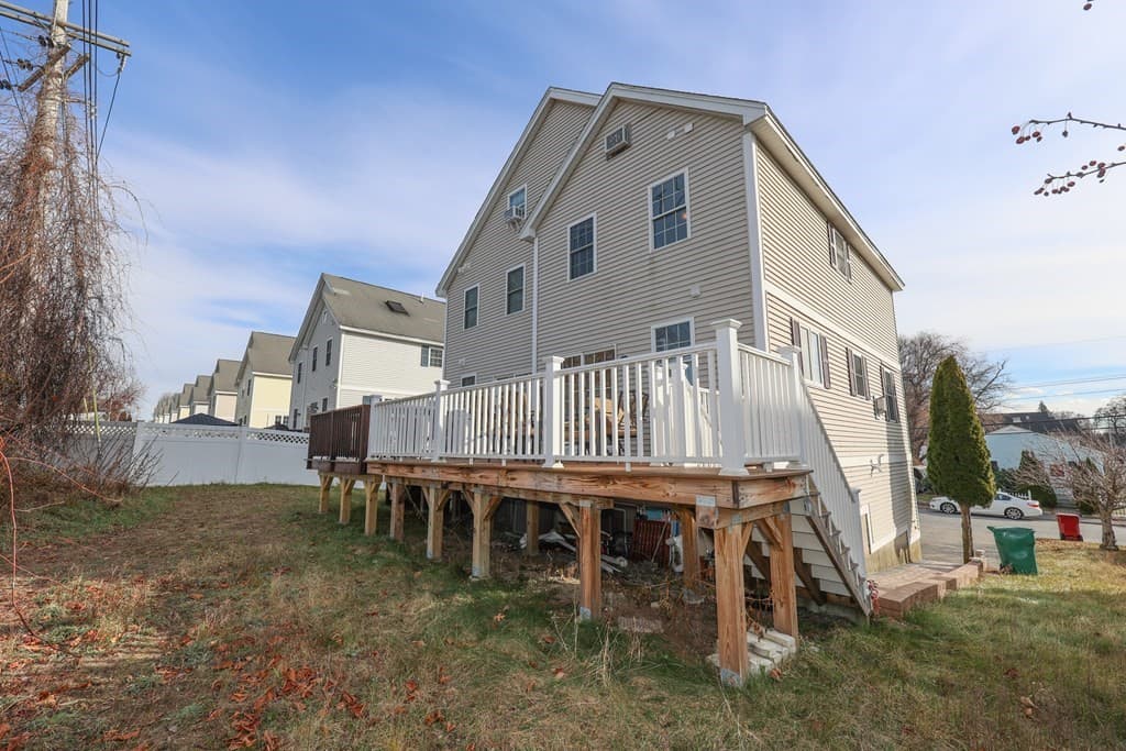 117 Manchester St #B photo 2