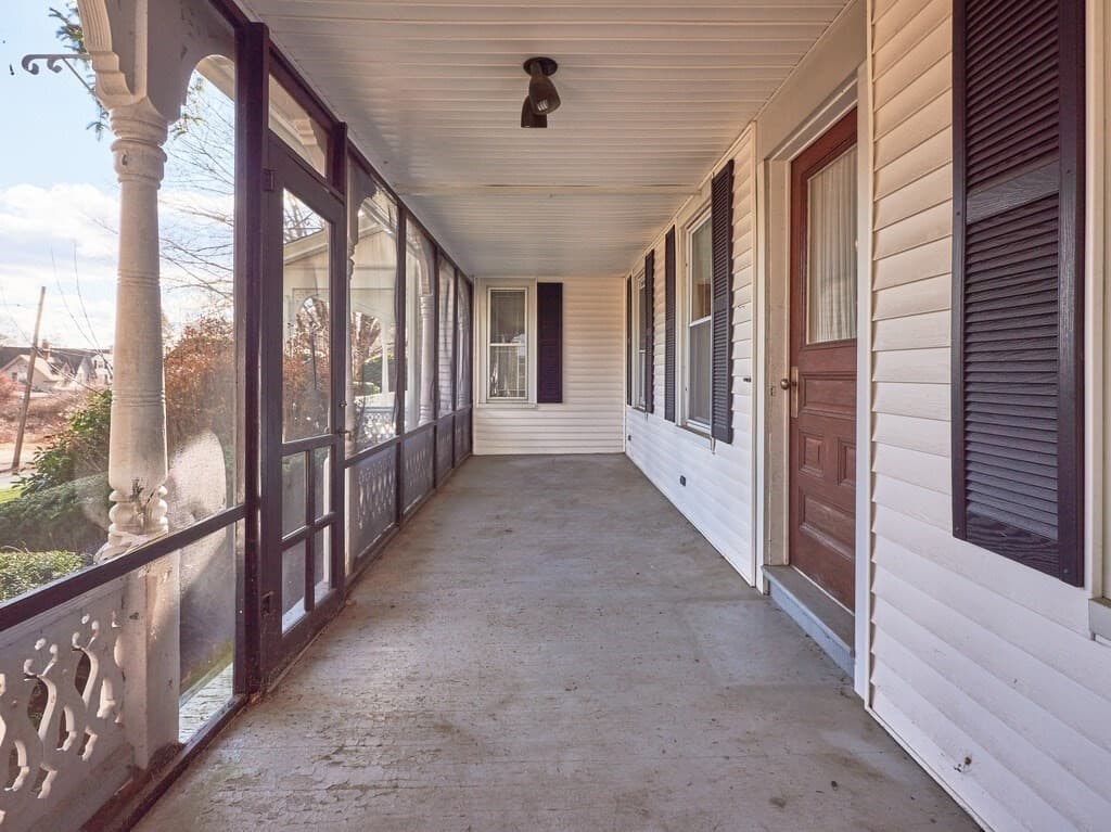 8 King St photo 3