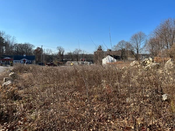 1905 Lakeview Ave photo 2