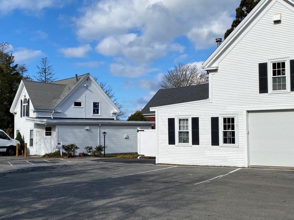 13 Willow St photo 2