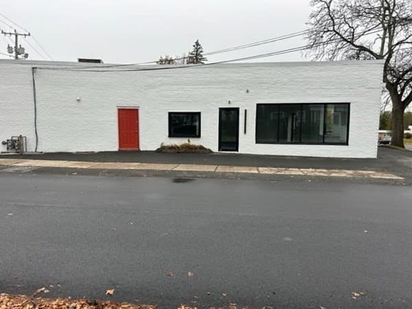 1027 Westfield Street photo 3