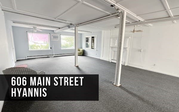 606 Main St