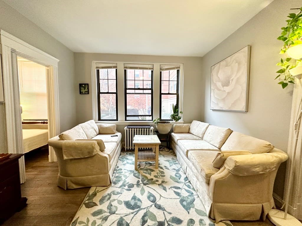 66 Queensberry Street #116