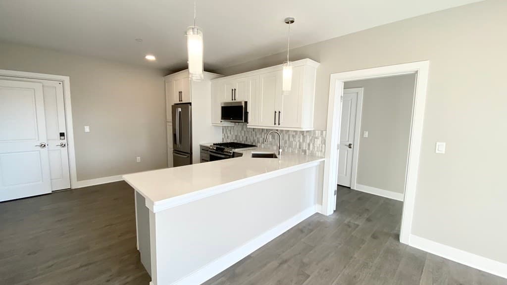 511 Hancock St #203 photo 3