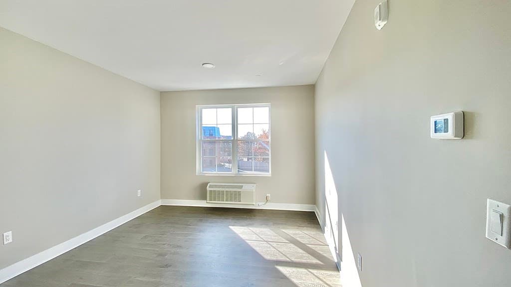 511 Hancock St #203 photo 5