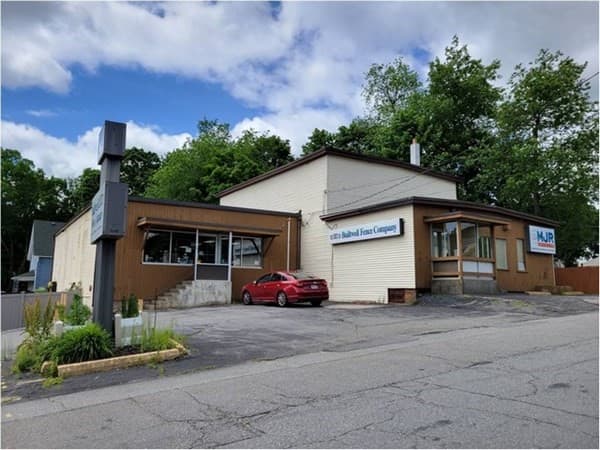 7 Jackson Ave