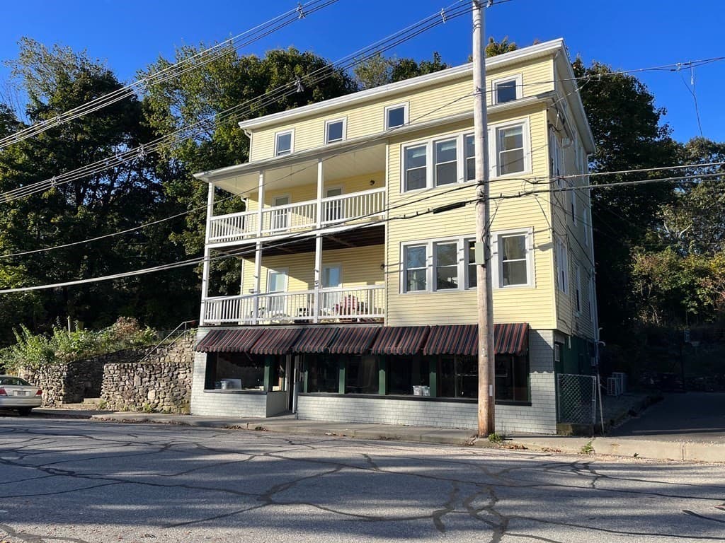 33 Crystal Street