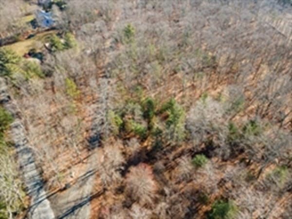 2 Rod Way photo 3