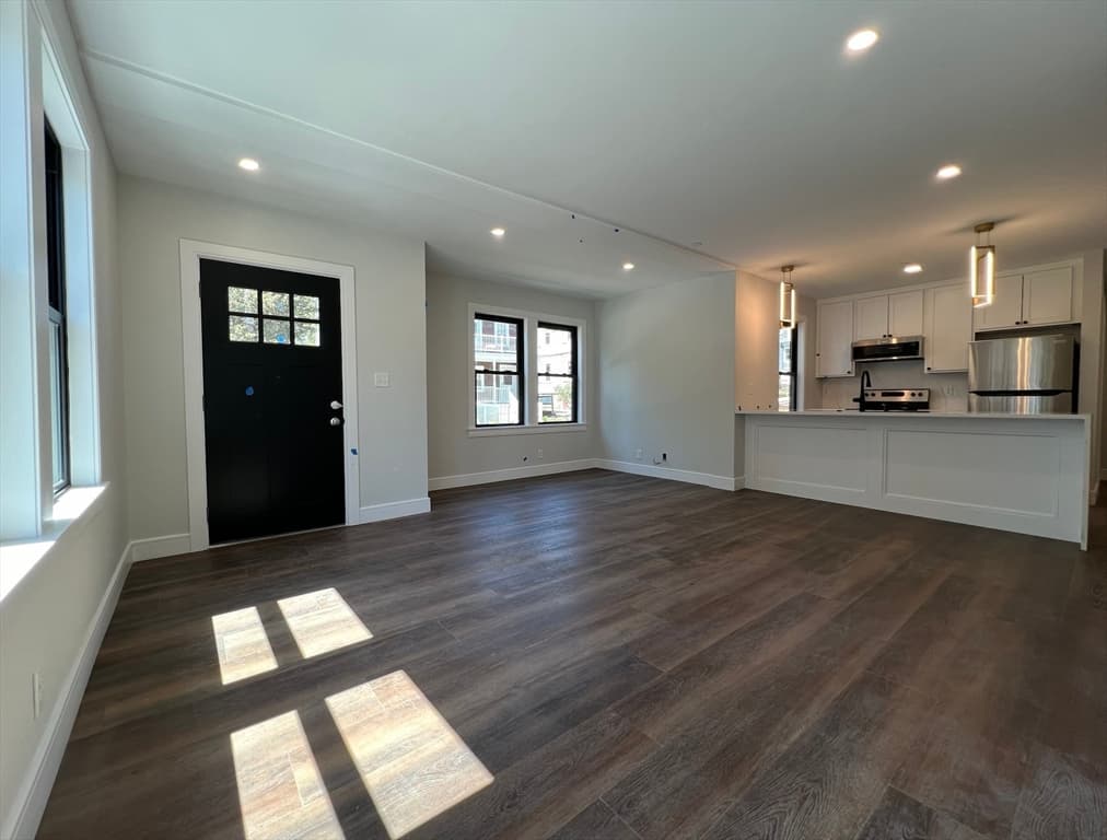 25 Atkins St #1
