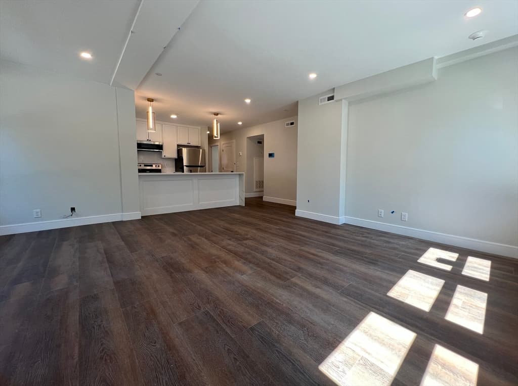 25 Atkins St #1 photo 4